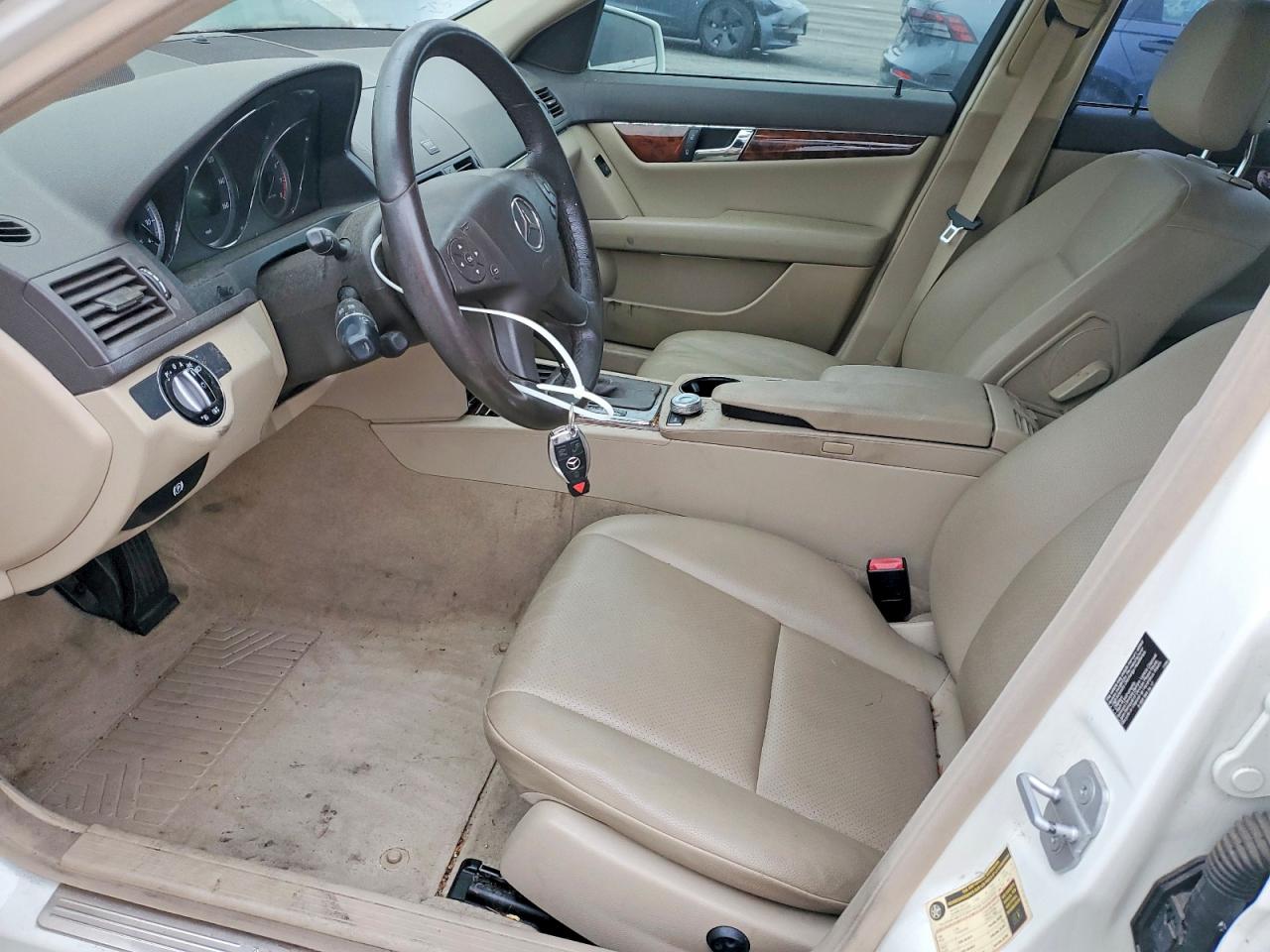 2010 MERCEDES-BENZ C-CLASS