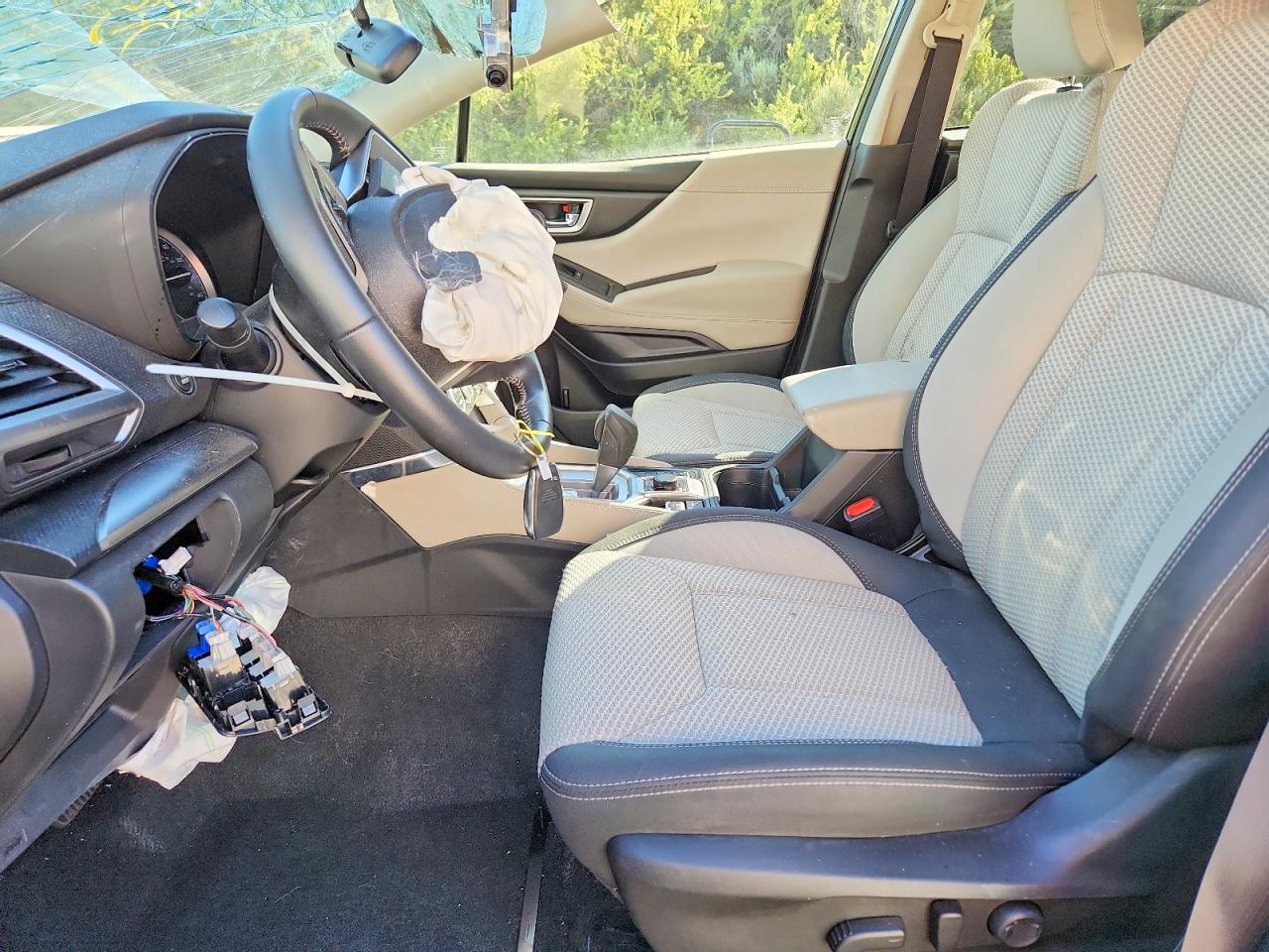 2024 SUBARU FORESTER