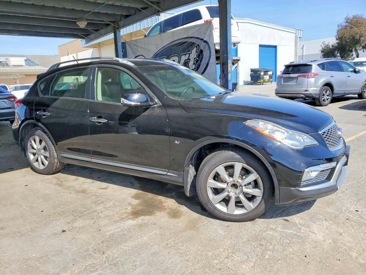 2016 INFINITI QX50 BASE