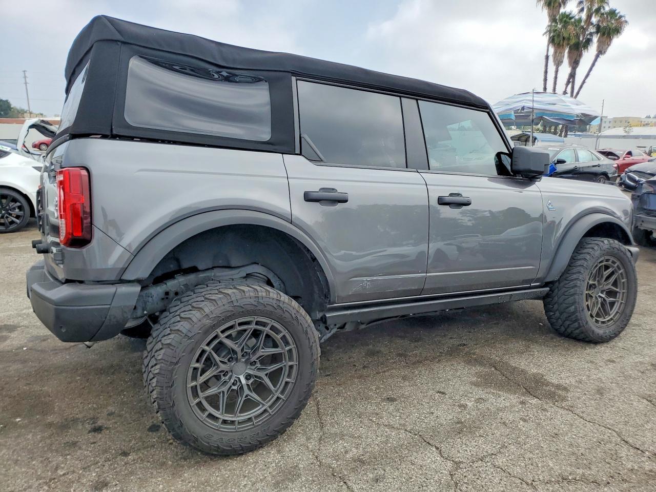 2024 FORD BRONCO
