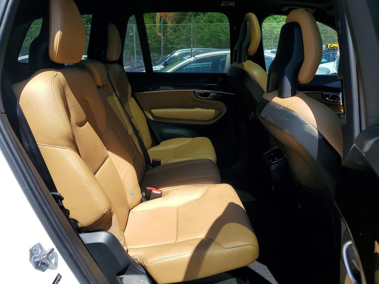 2017 VOLVO XC90