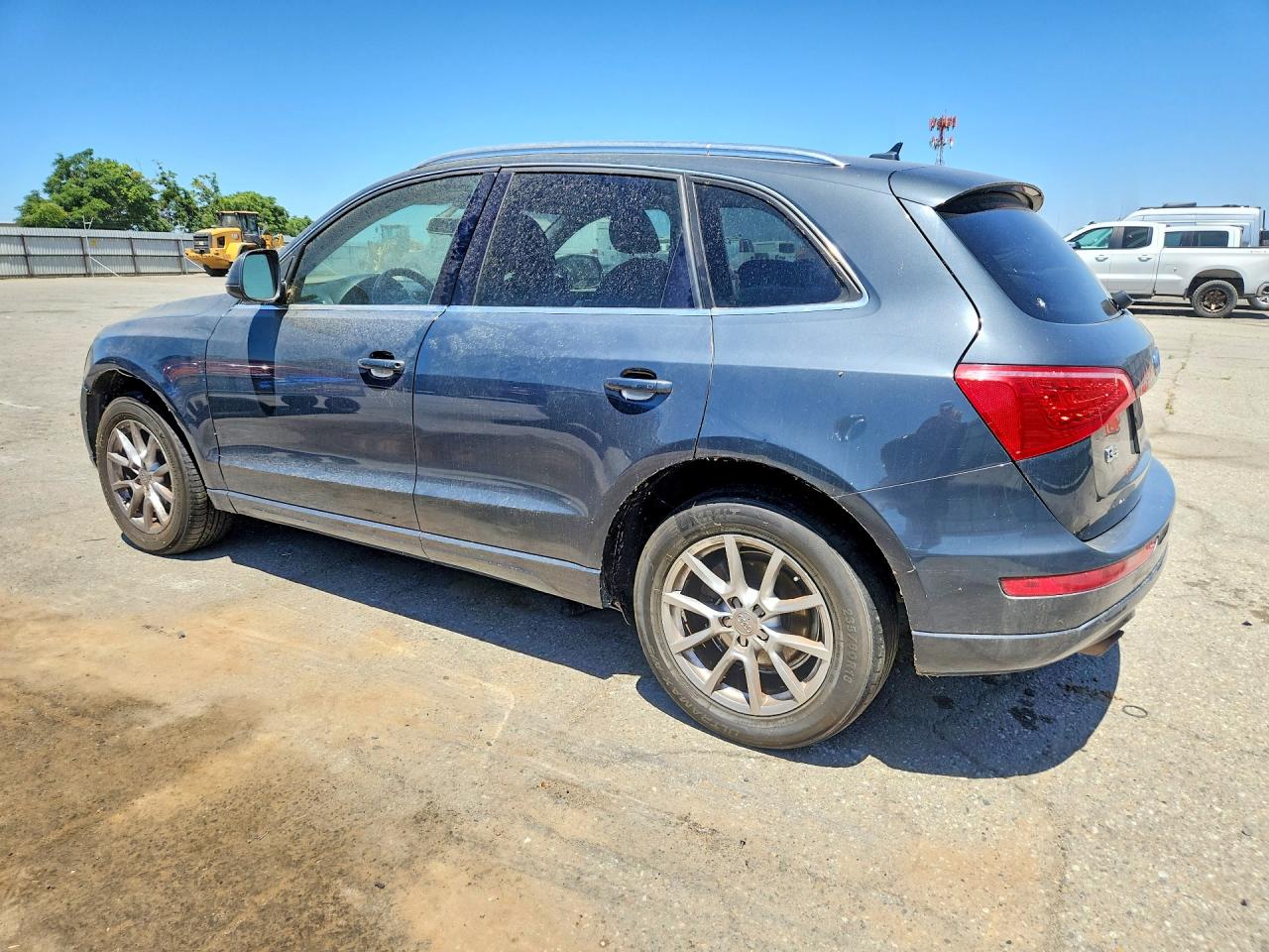 2010 AUDI Q5