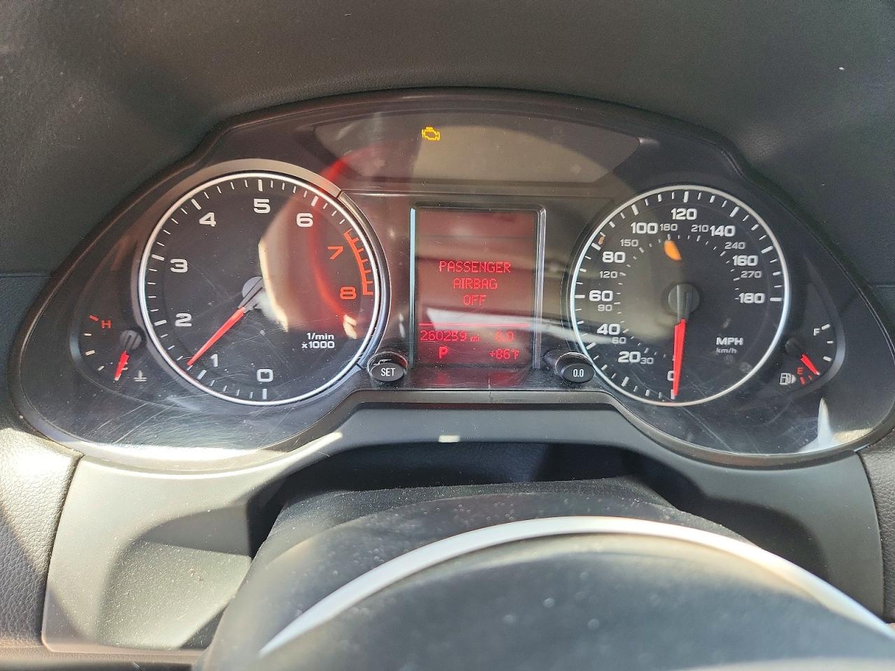 2010 AUDI Q5