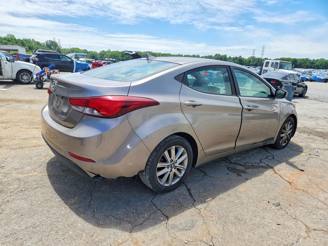 2014 HYUNDAI ELANTRA