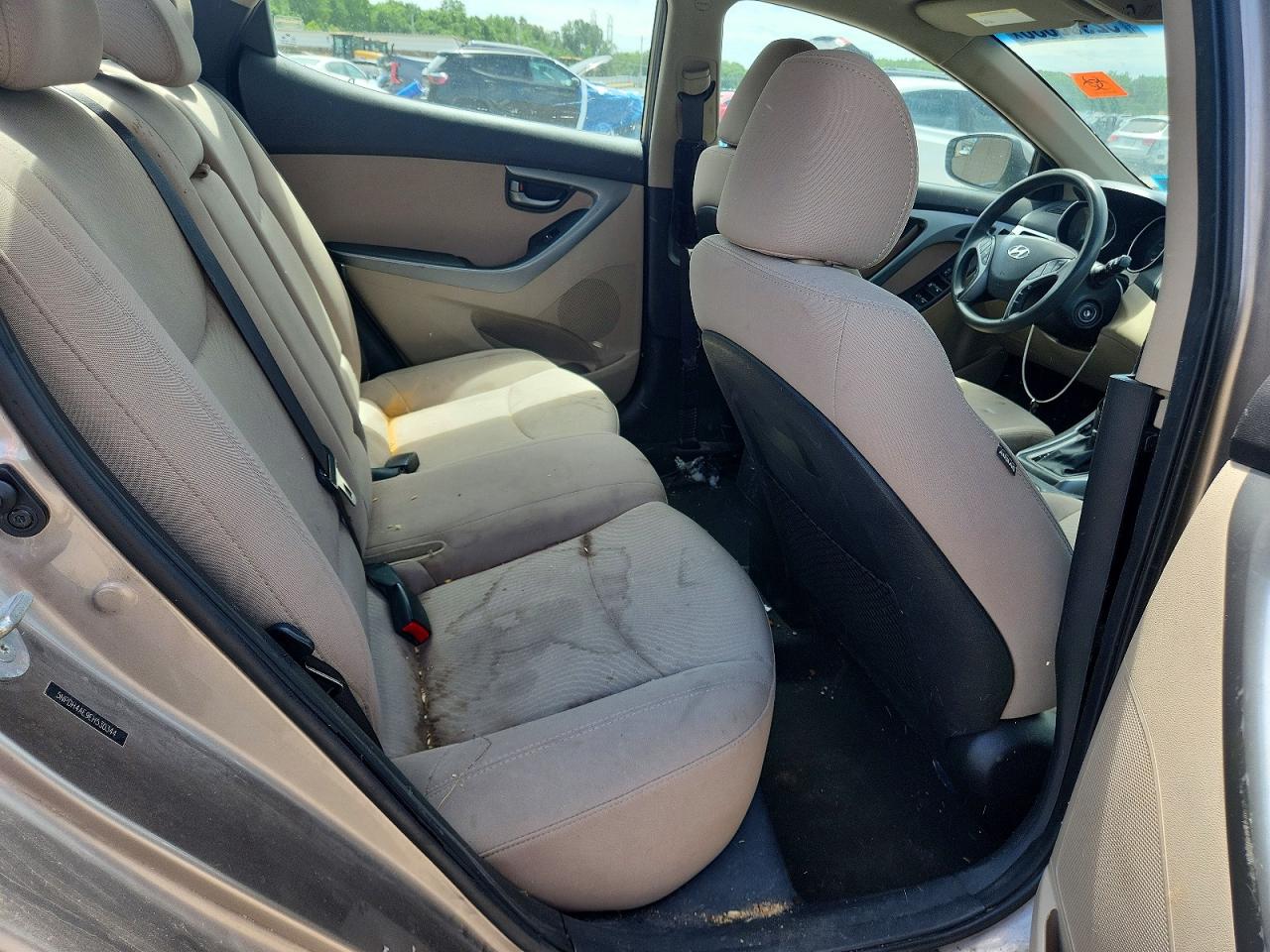 2014 HYUNDAI ELANTRA