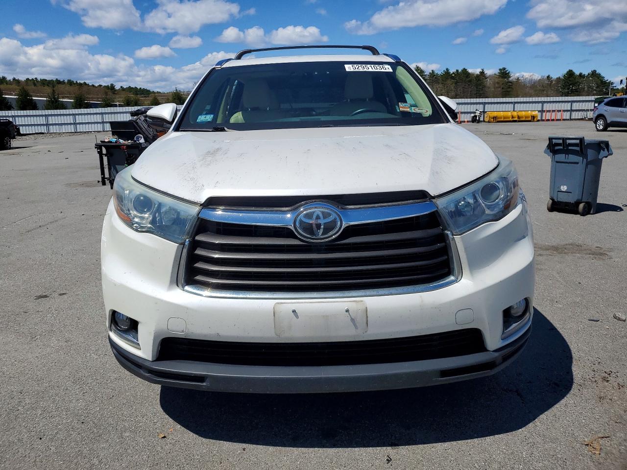 2015 TOYOTA HIGHLANDER