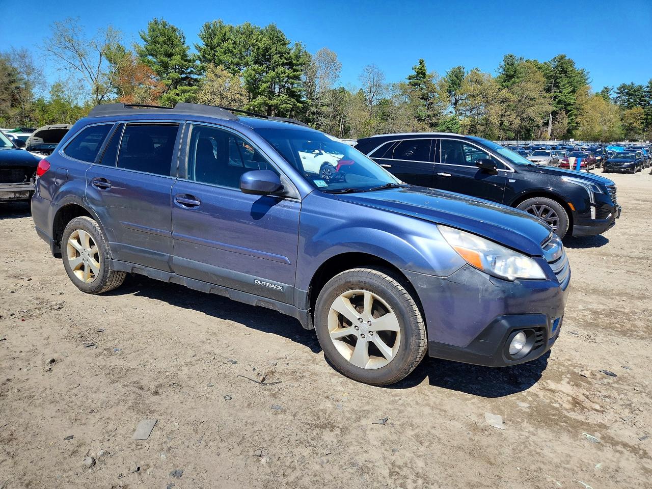 2013 SUBARU OUTBACK