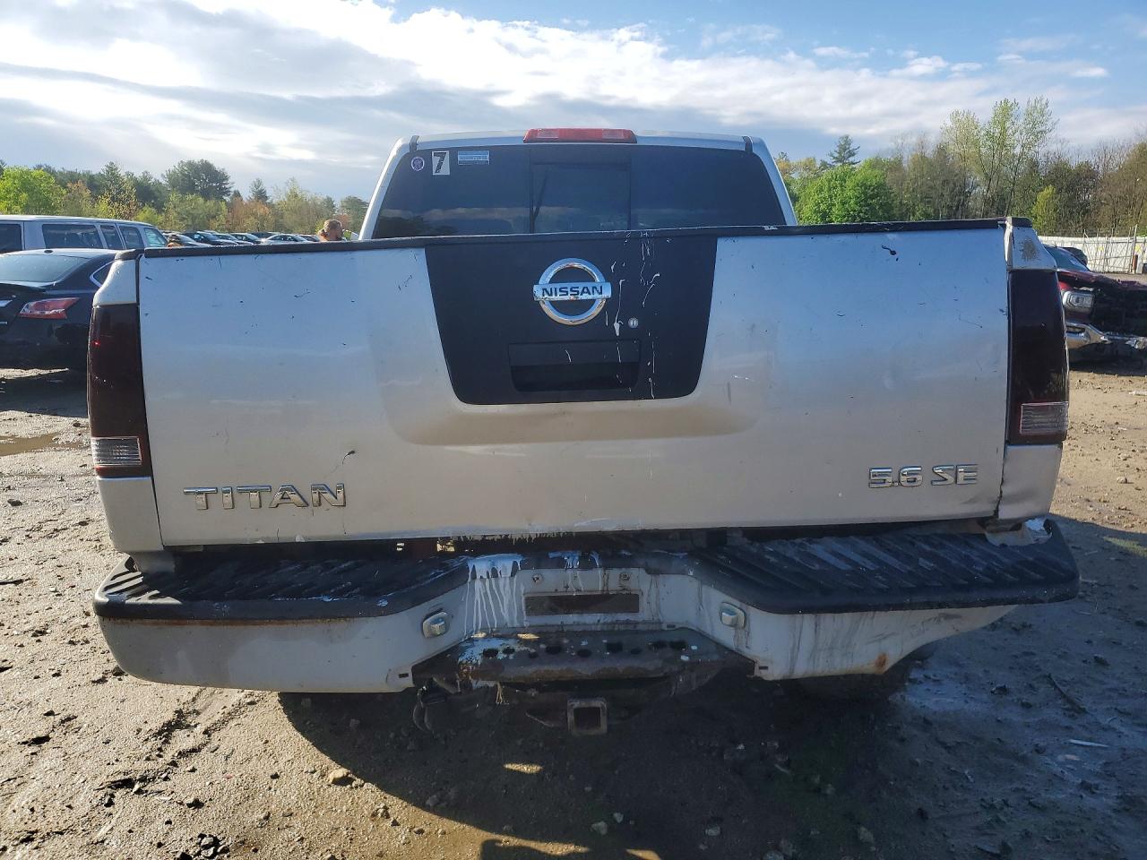 2004 NISSAN TITAN