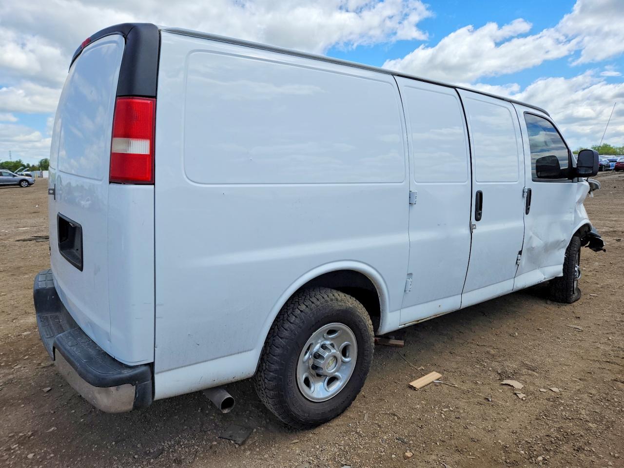 2013 CHEVROLET EXPRESS