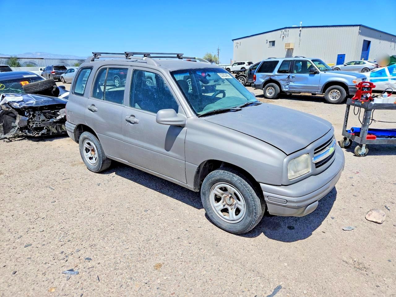 2000 CHEVROLET TRACKER