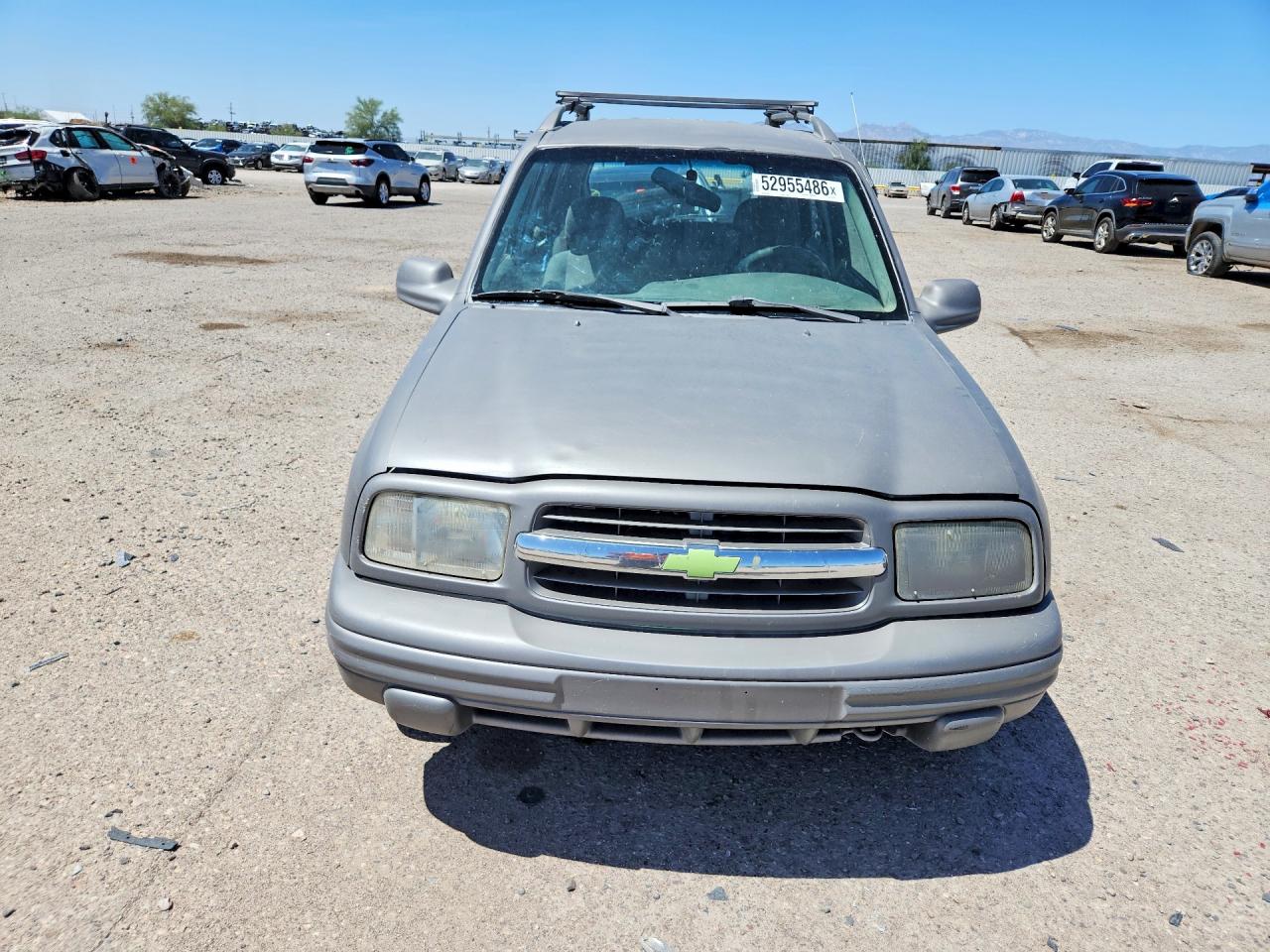 2000 CHEVROLET TRACKER