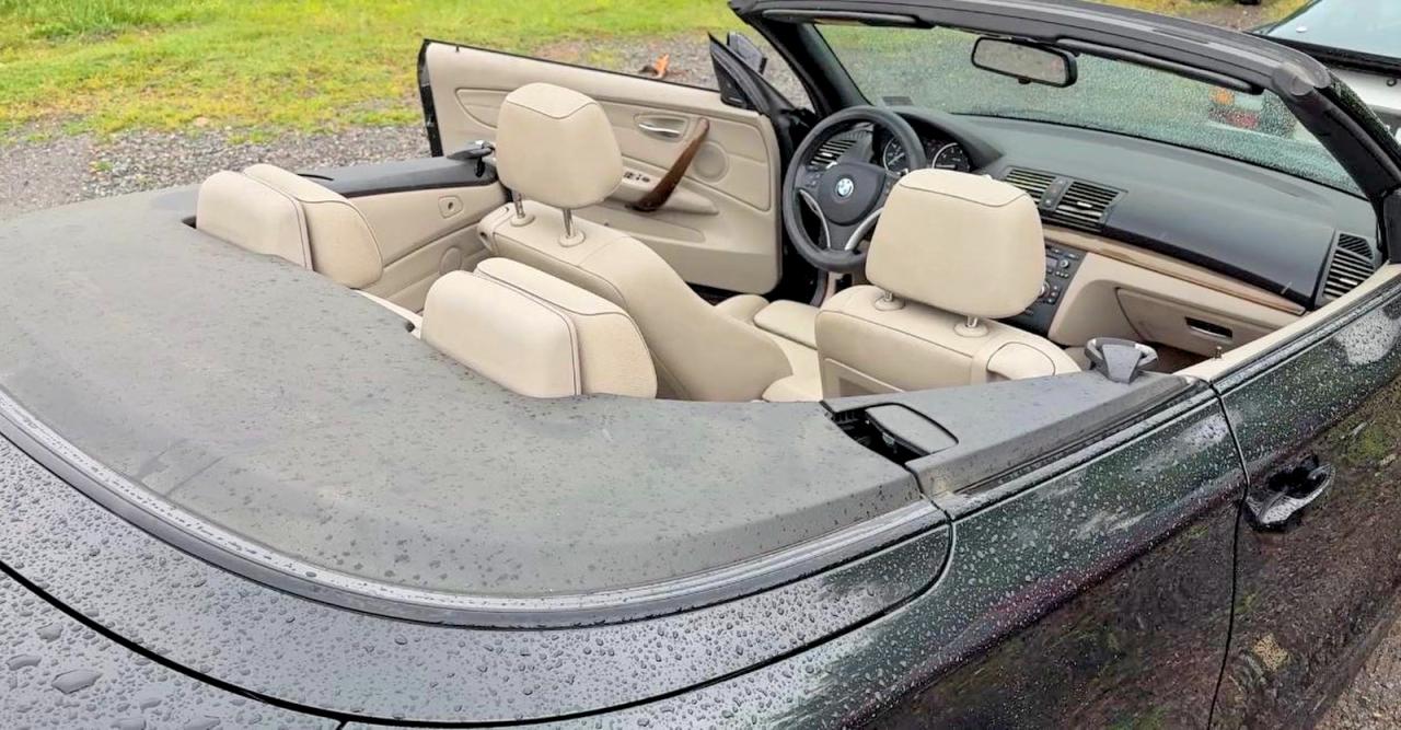 2011 BMW 1 SERIES