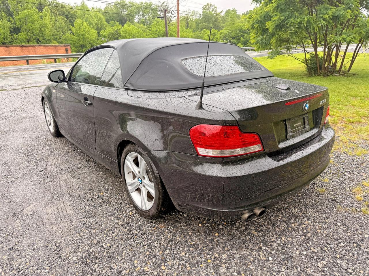 2011 BMW 1 SERIES