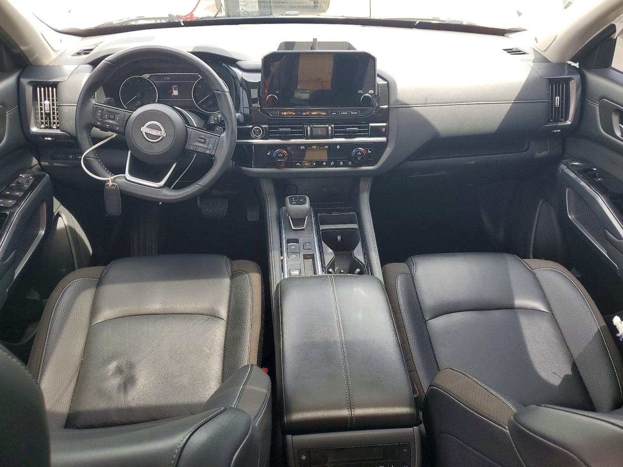 2024 NISSAN PATHFINDER