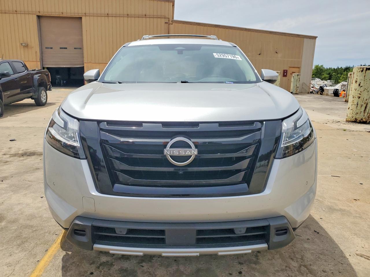 2024 NISSAN PATHFINDER