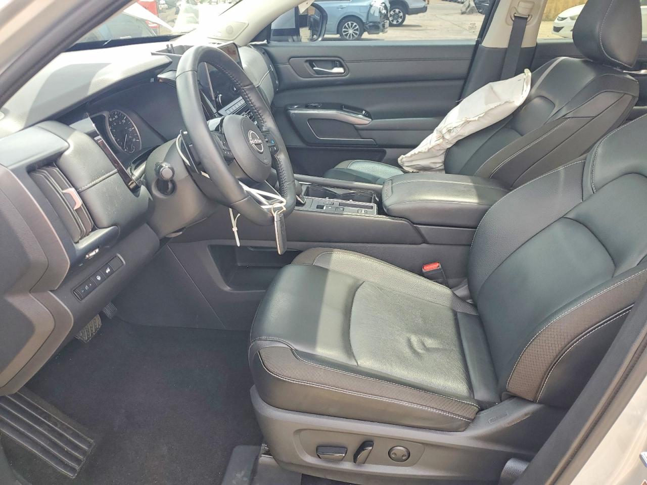2024 NISSAN PATHFINDER