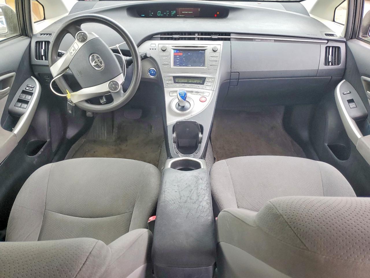 2013 TOYOTA PRIUS