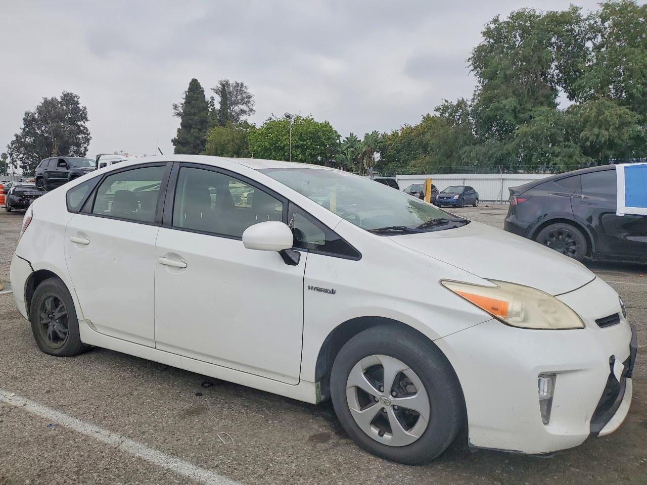2013 TOYOTA PRIUS