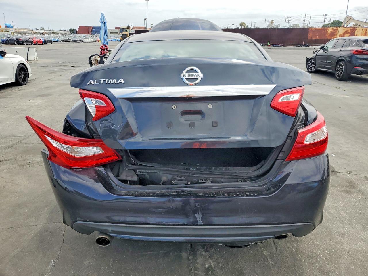 2016 NISSAN ALTIMA