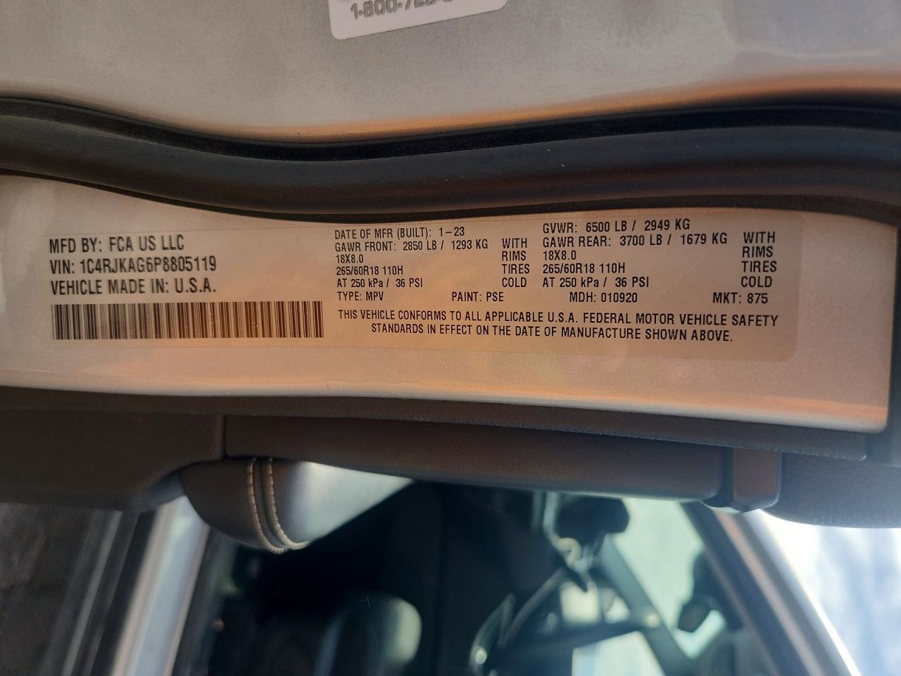 2023 JEEP CHEROKEE