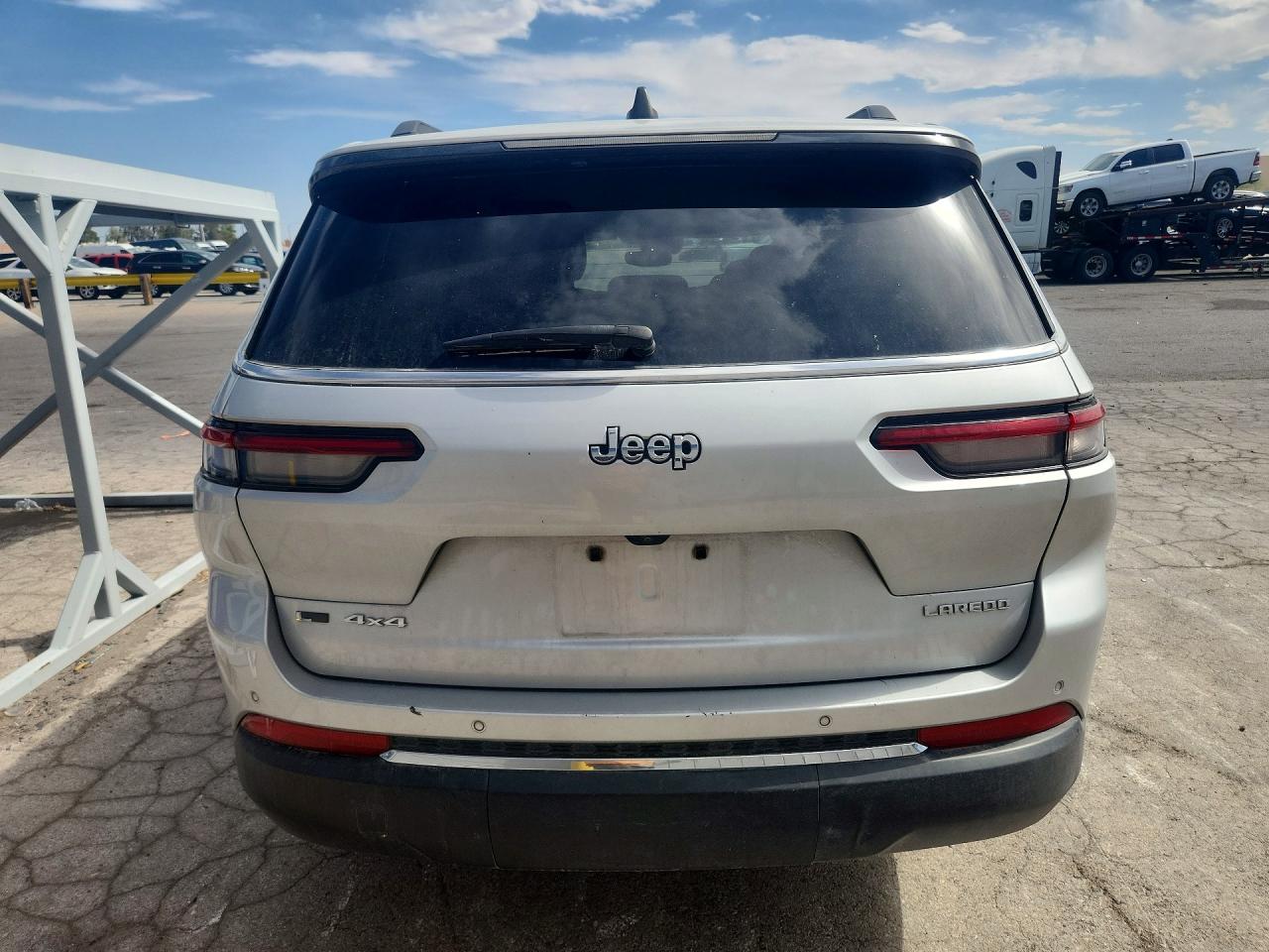 2023 JEEP CHEROKEE