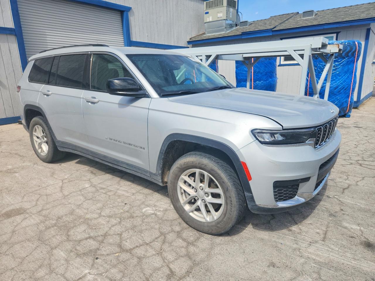 2023 JEEP CHEROKEE