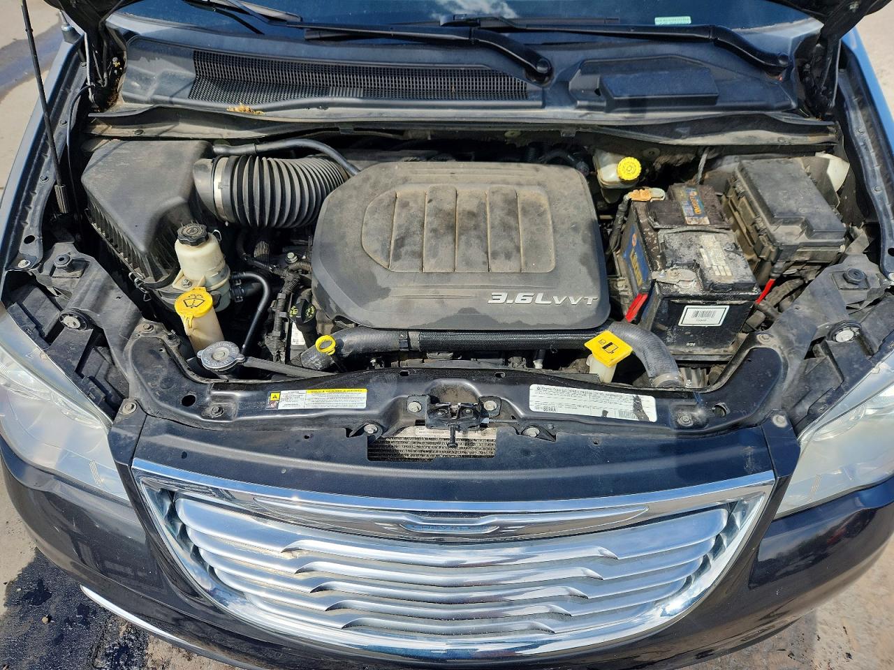 2012 CHRYSLER MINIVAN