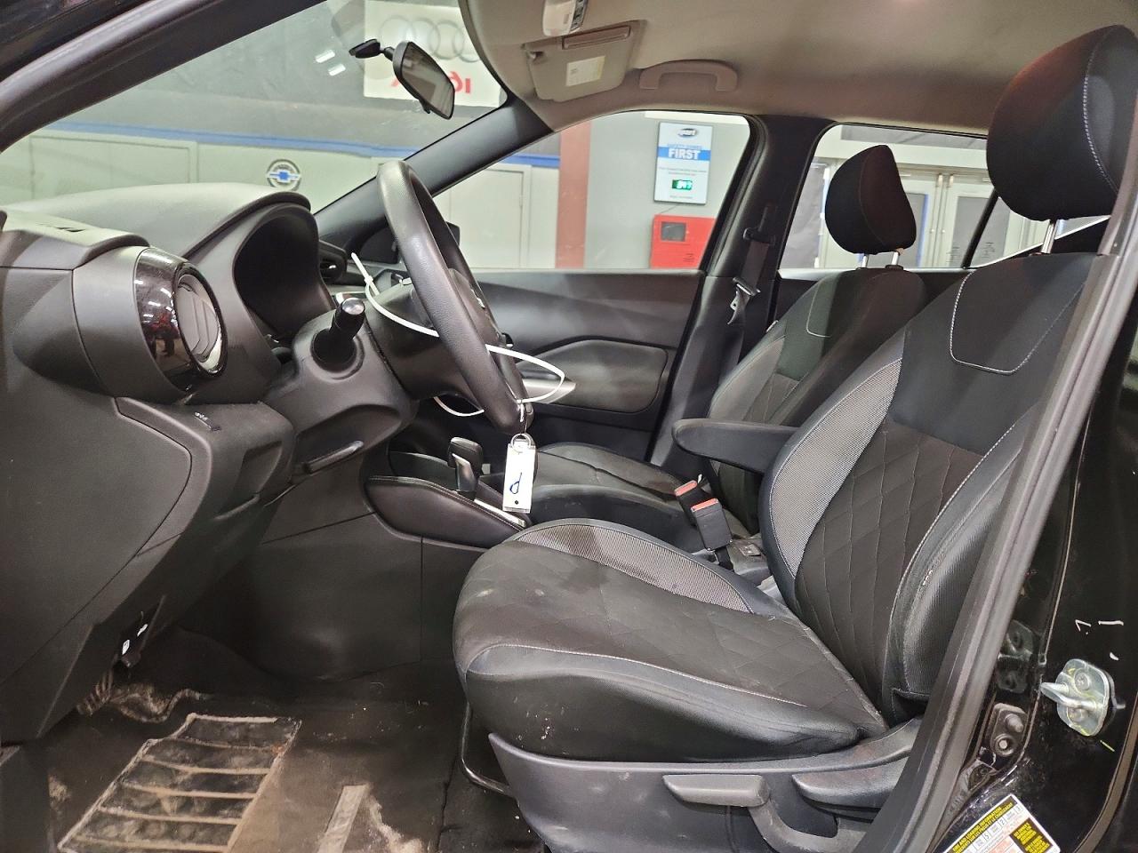2019 NISSAN KICKS