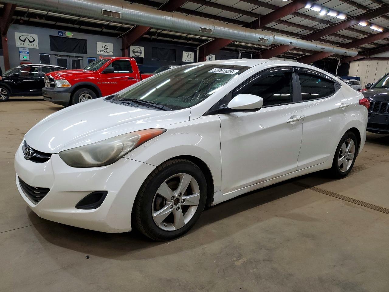 2013 HYUNDAI ELANTRA