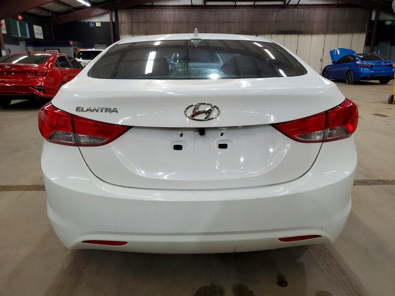 2013 HYUNDAI ELANTRA