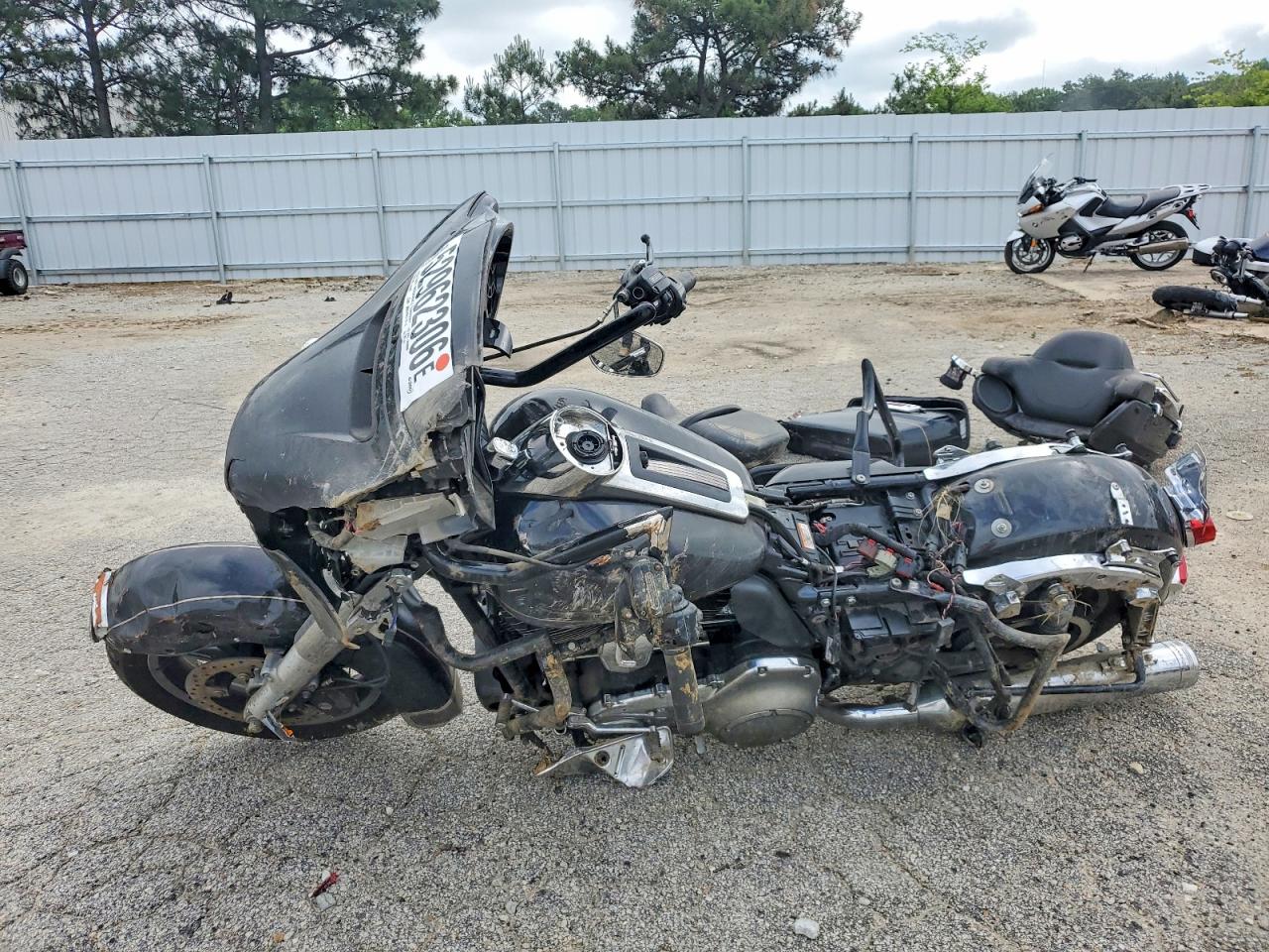 2016 HARLEY-DAVIDSON FL