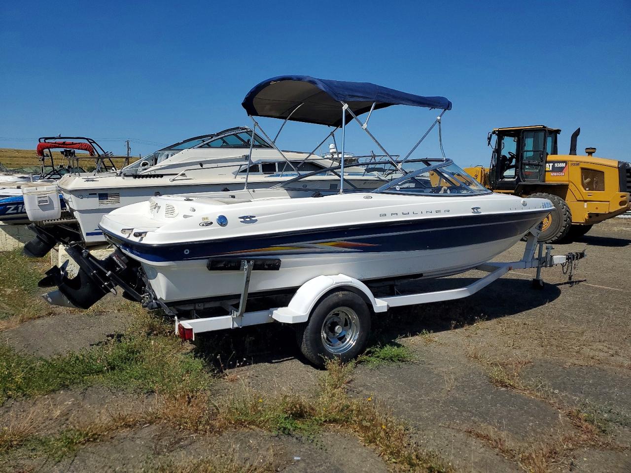 2005 BAYLINER Boat 205