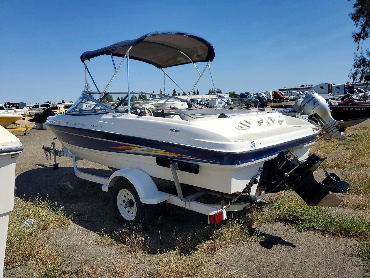 2005 BAYLINER Boat 205
