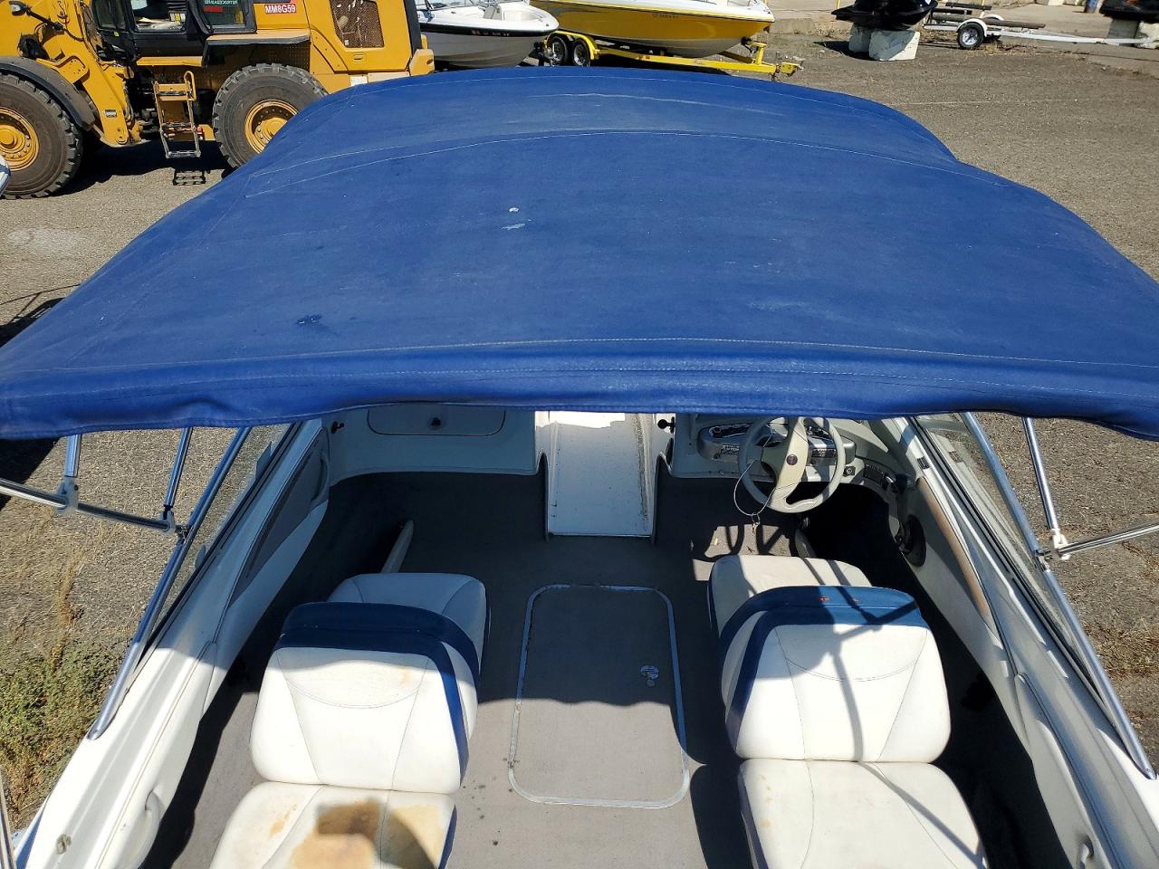 2005 BAYLINER Boat 205