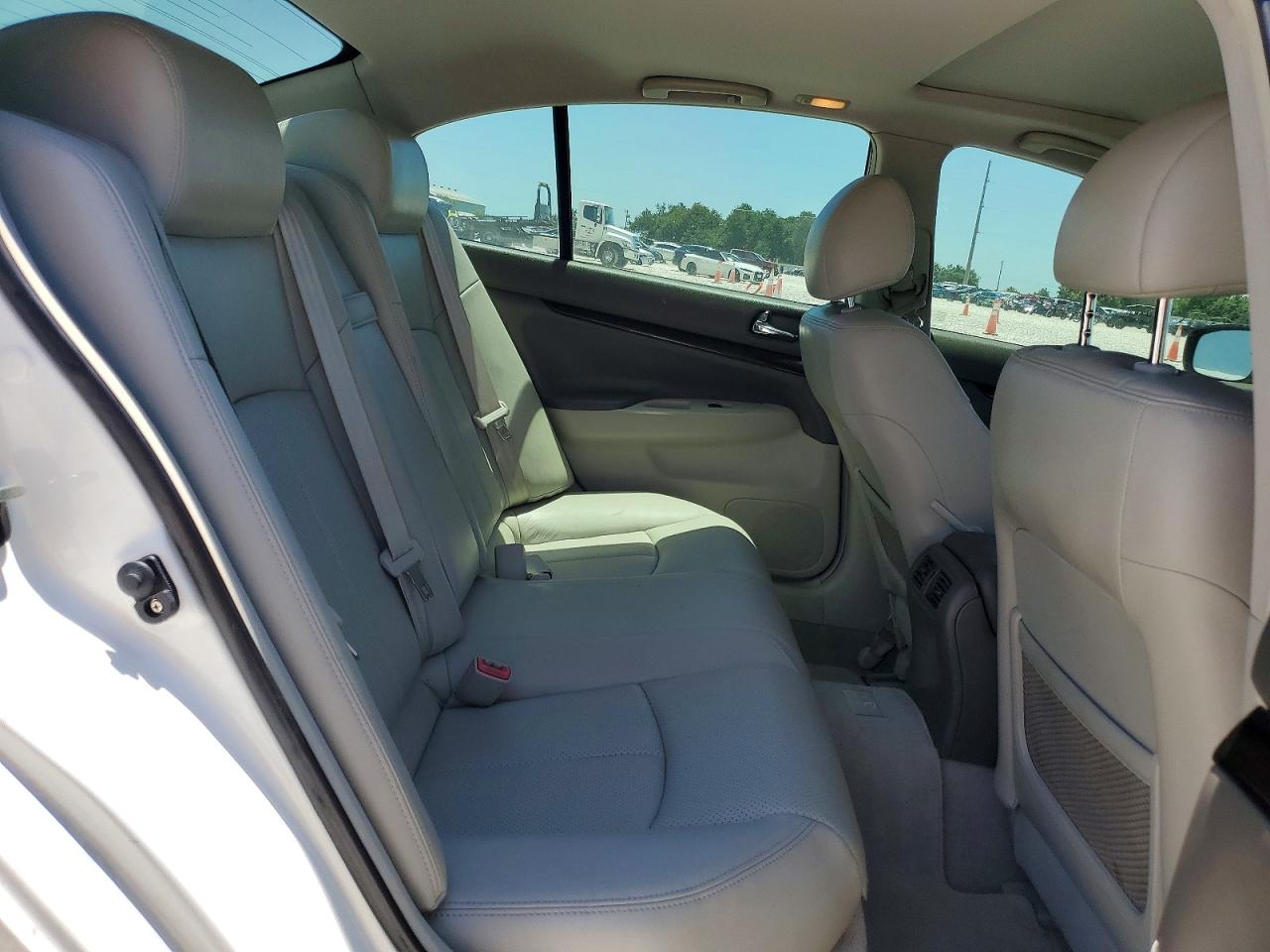2012 INFINITI G37