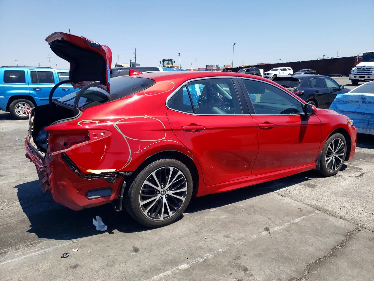 2020 TOYOTA CAMRY