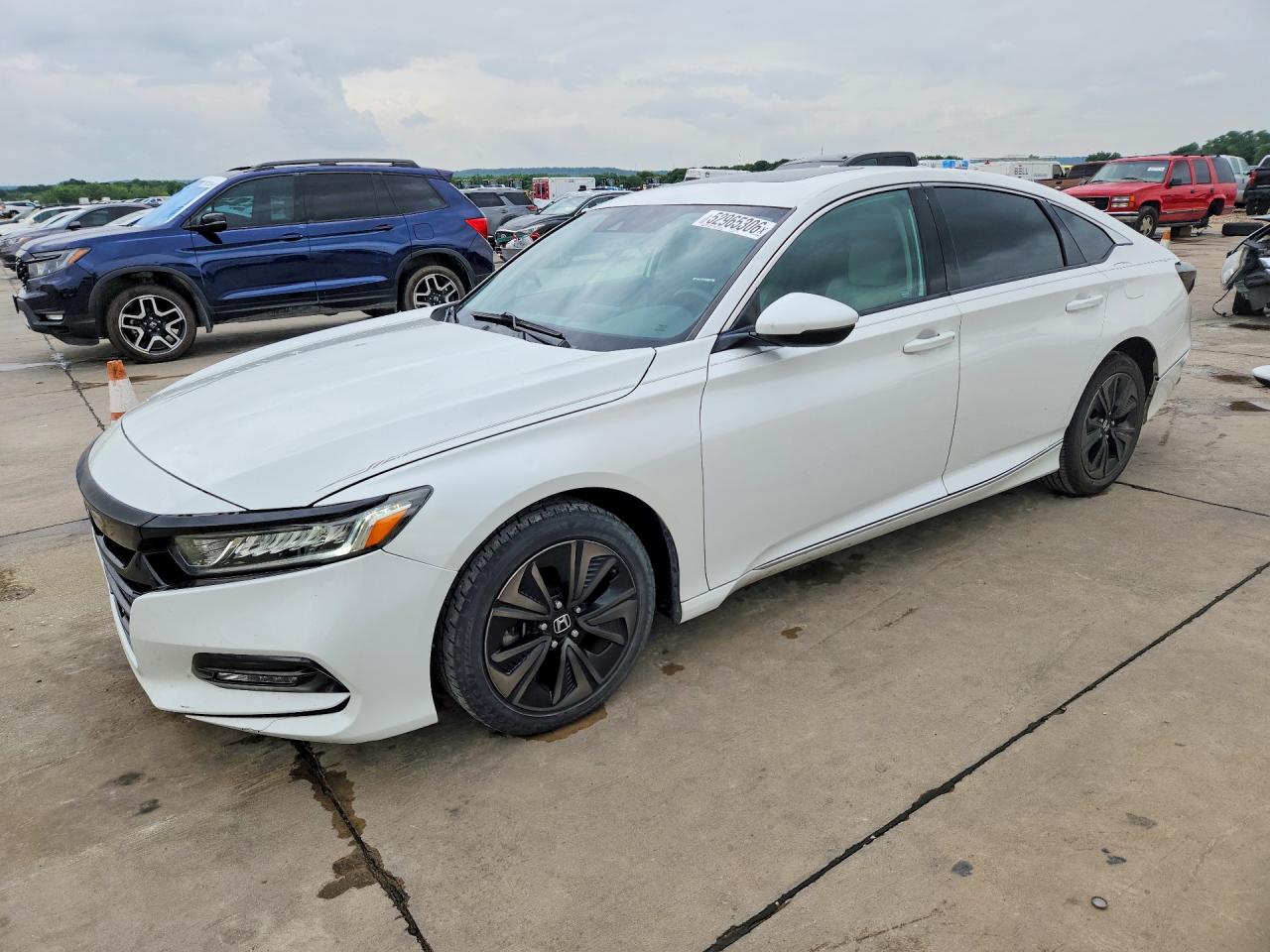2018 HONDA ACCORD
