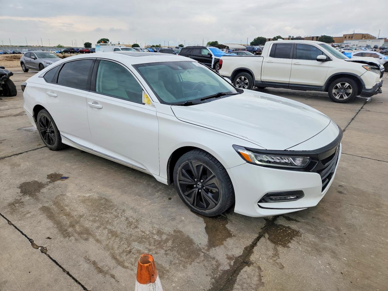 2018 HONDA ACCORD