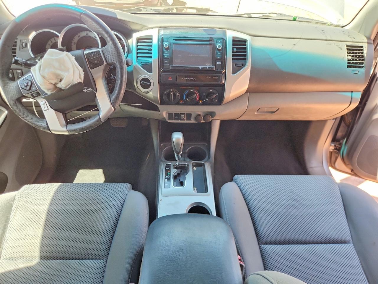 2015 TOYOTA TACOMA