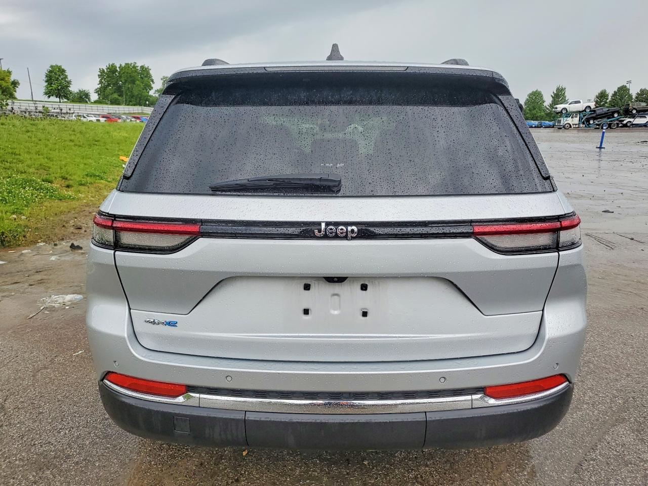 2022 JEEP CHEROKEE
