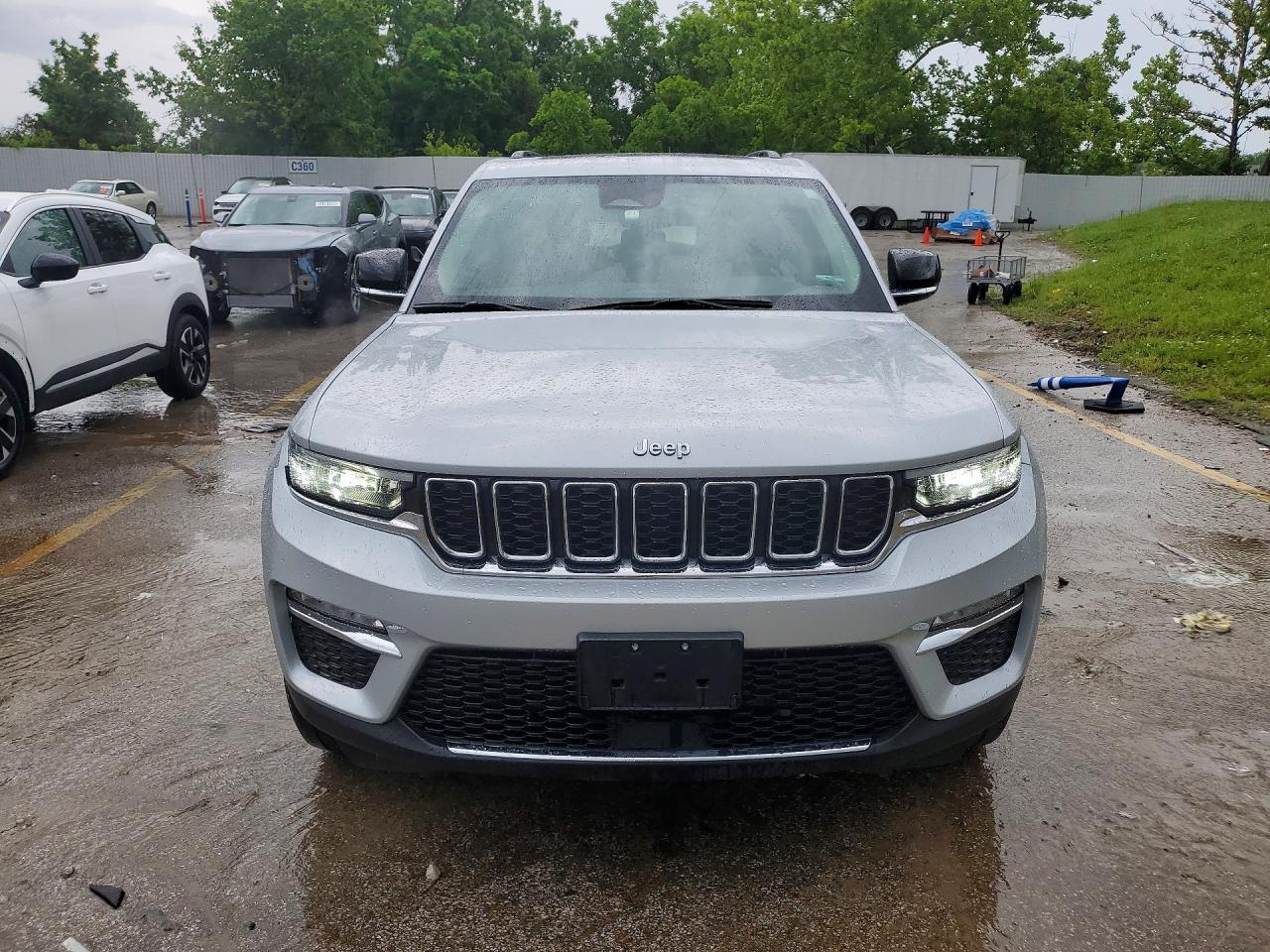 2022 JEEP CHEROKEE