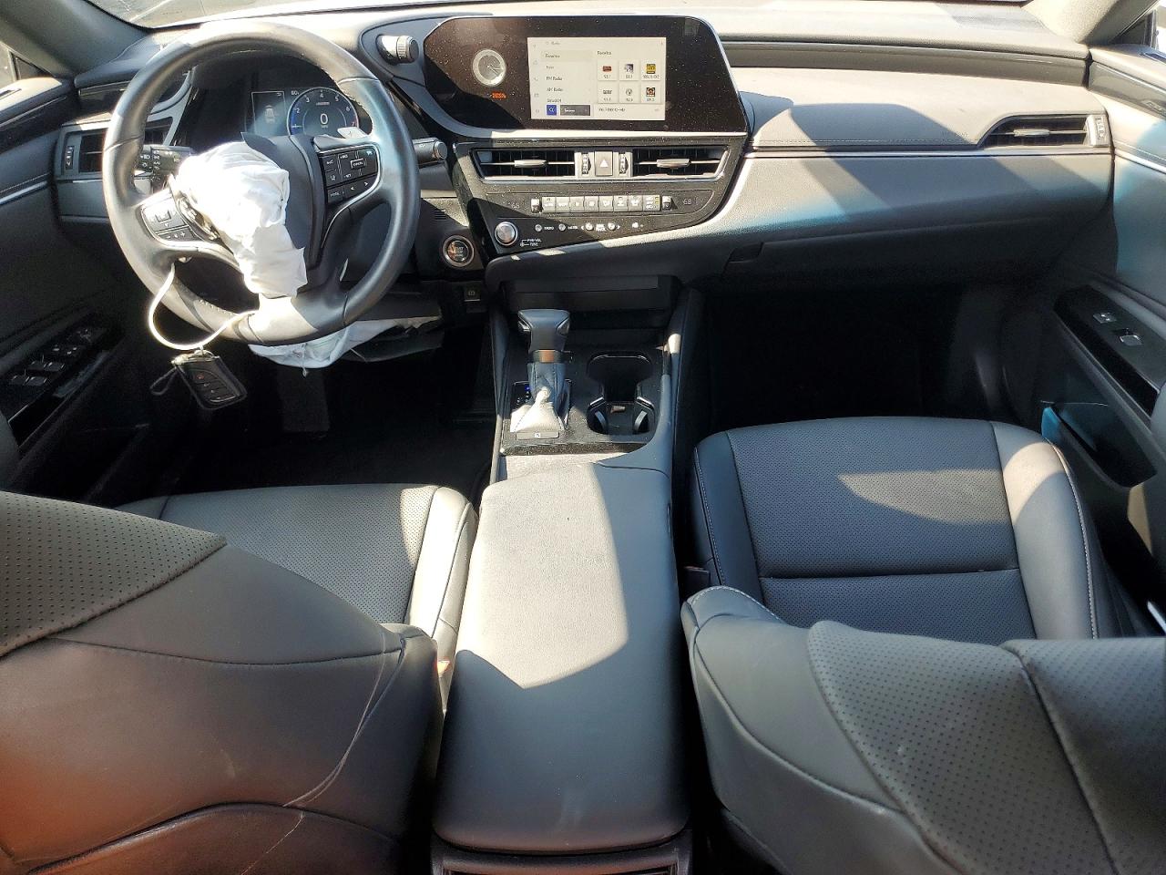 2024 LEXUS ES350