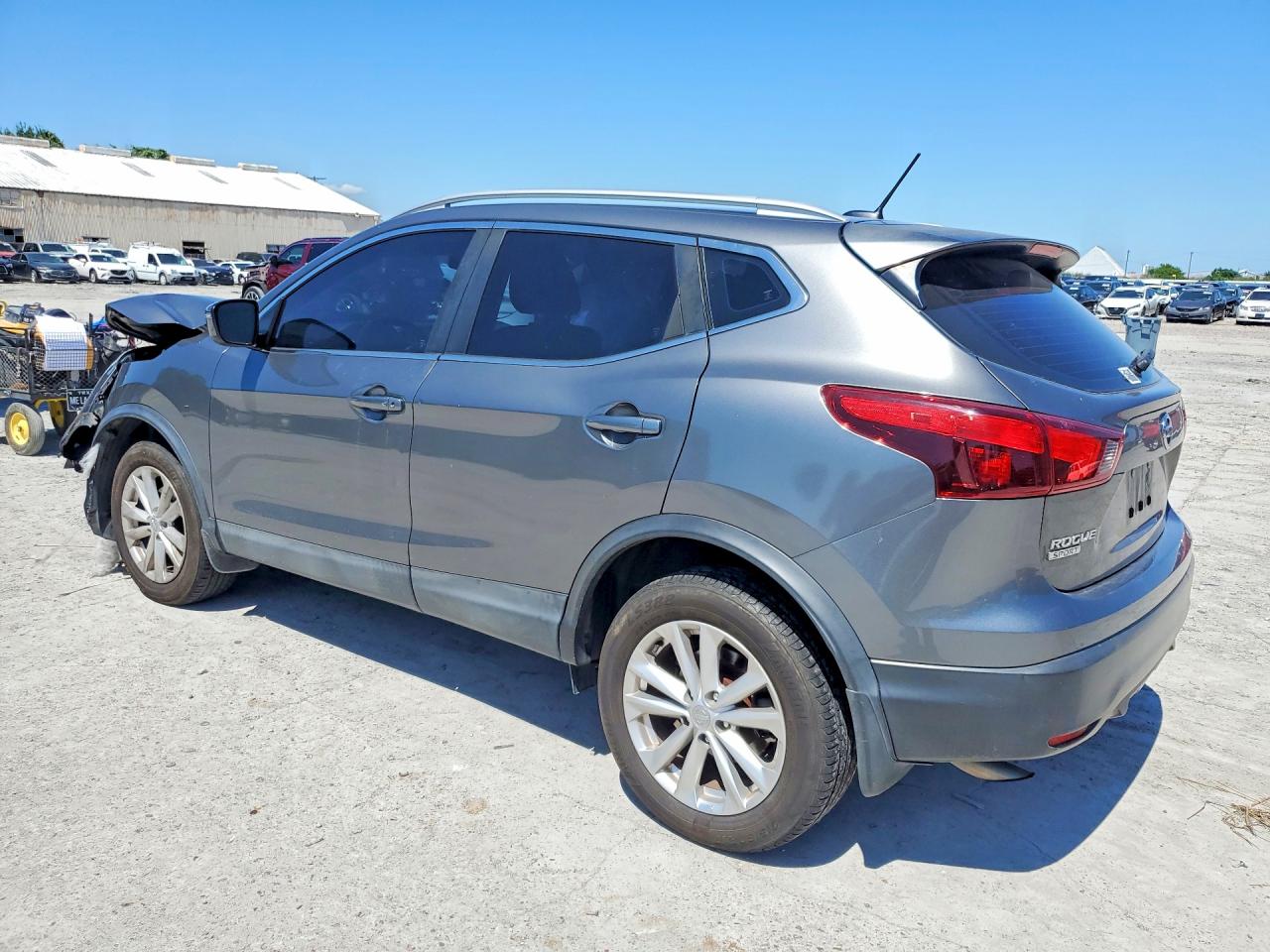 2017 NISSAN ROGUE