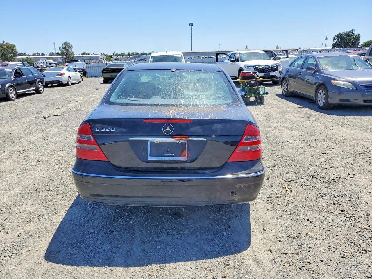 2004 MERCEDES-BENZ E-CLASS