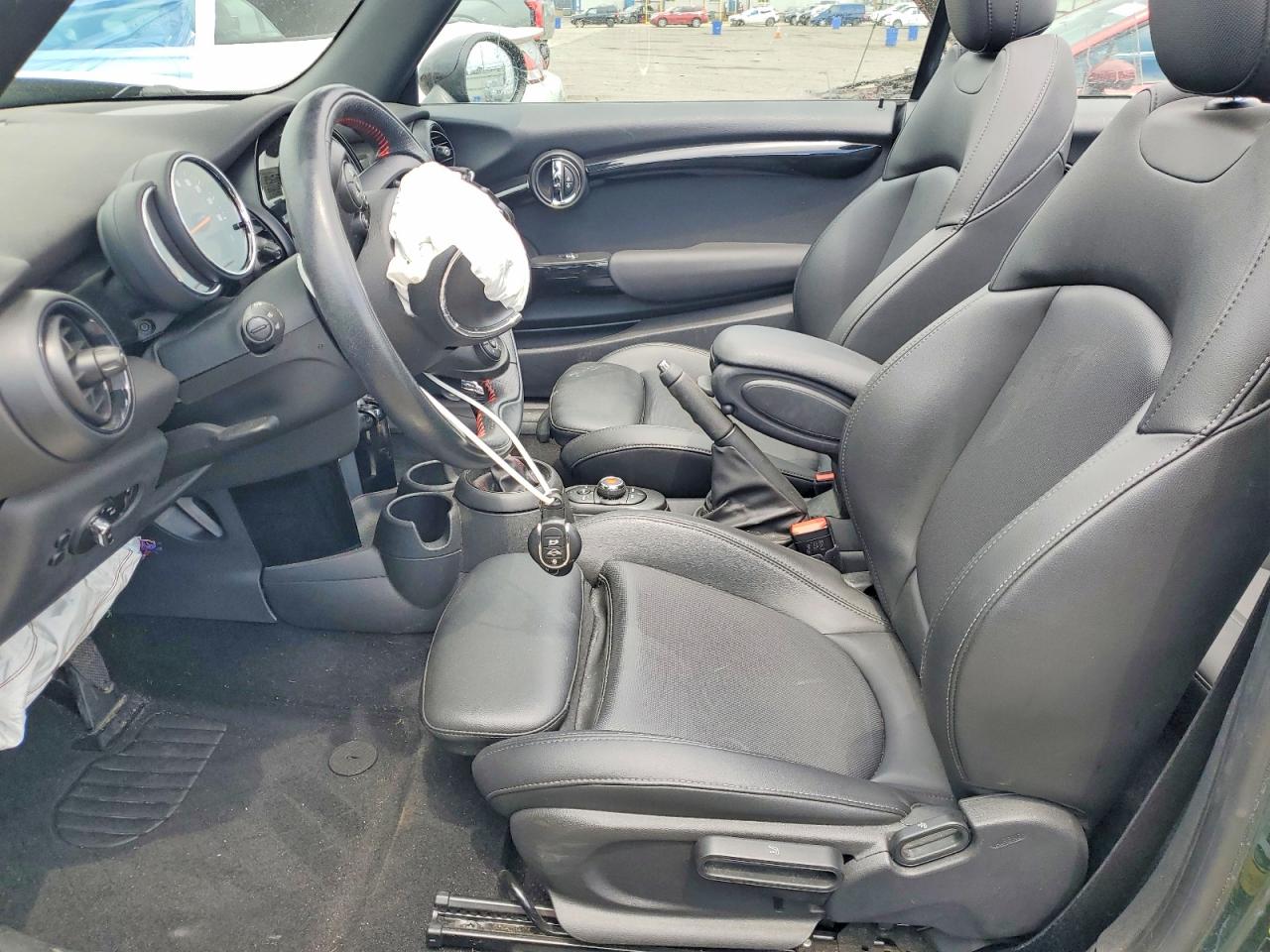 2019 MINI COOPER