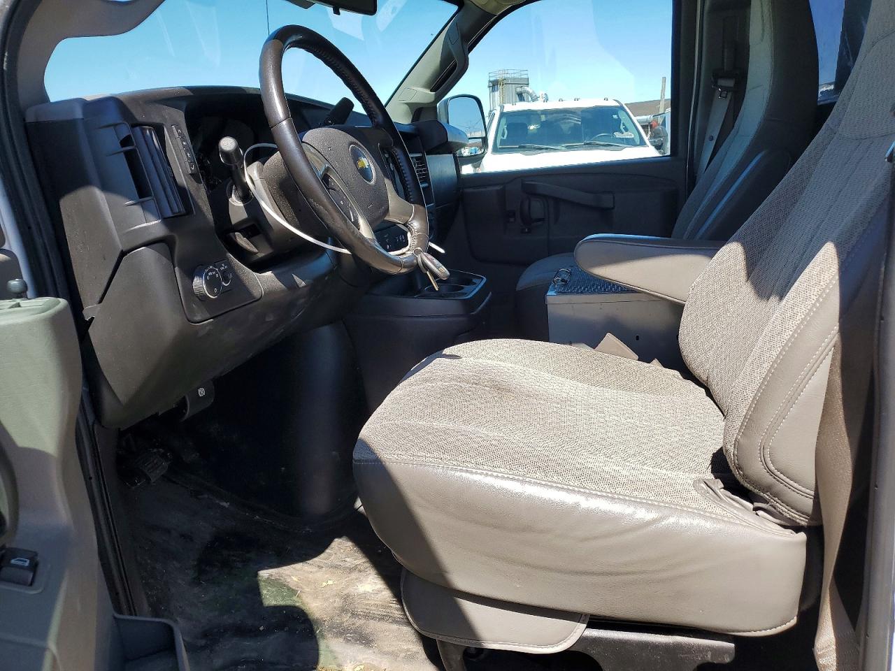 2019 CHEV EXPRESS