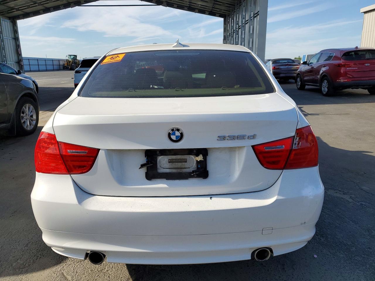 2011 BMW 3 SERIES