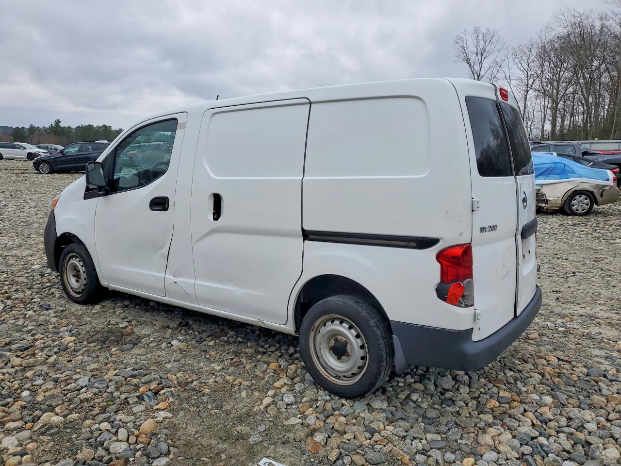 2015 NISSAN NV