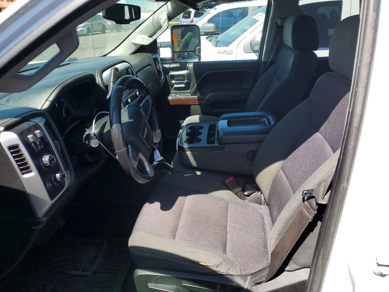 2015 GMC SIERRA
