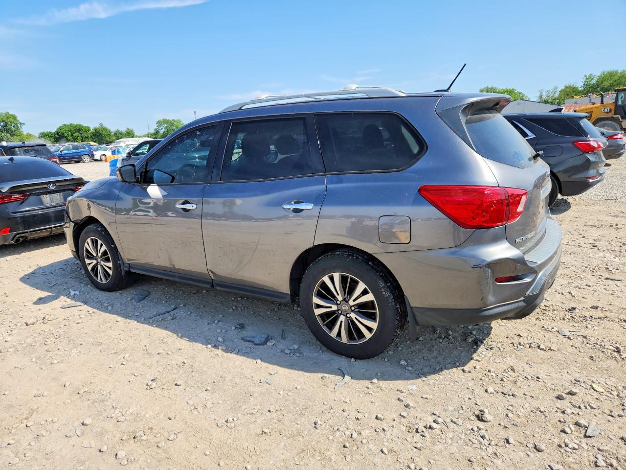 2017 NISSAN PATHFINDER